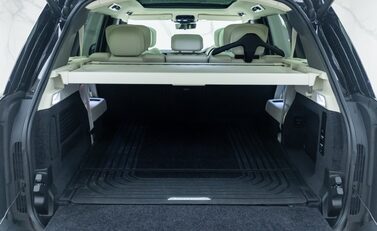 Land Rover Range Rover D350 AUTOBIOGRAPHY LWB 37