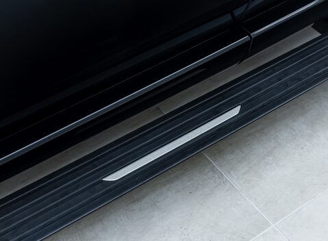 Land Rover Range Rover D350 AUTOBIOGRAPHY LWB 30