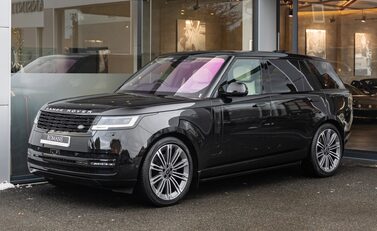 Land Rover Range Rover D350 AUTOBIOGRAPHY LWB 2