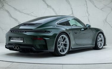 Porsche 911 GT3 TOURING (992.2) 3