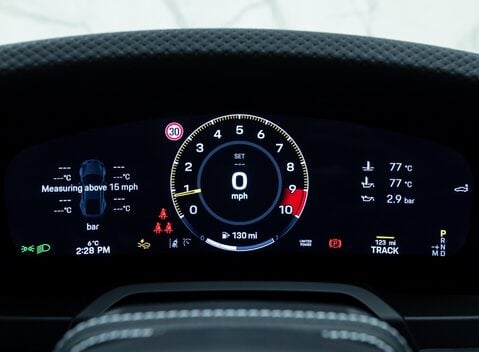 Porsche 911 GT3 TOURING (992.2) 16