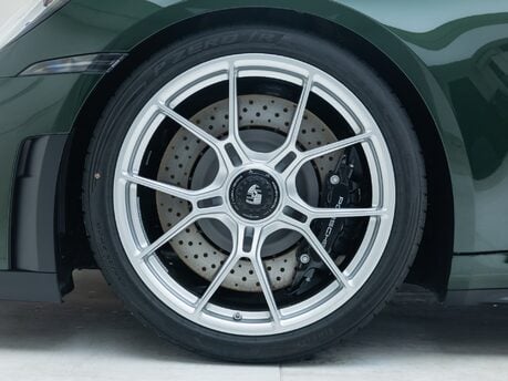 Porsche 911 GT3 TOURING (992.2) 