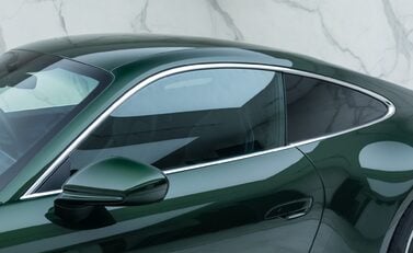 Porsche 911 GT3 TOURING (992.2) 32