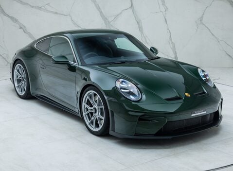 Porsche 911 GT3 TOURING (992.2) 8