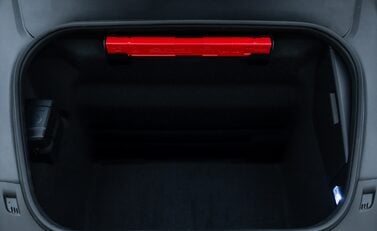 Porsche 911 GT3 TOURING (992.2) 38