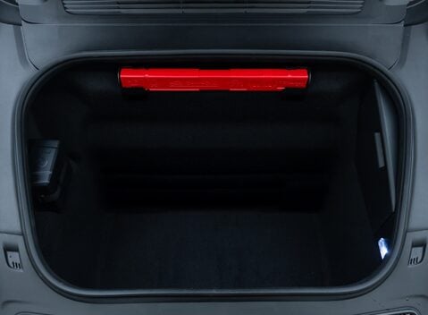 Porsche 911 GT3 TOURING (992.2) 38