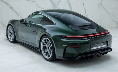 Porsche 911 GT3 TOURING (992.2) 9