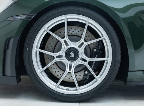 Porsche 911 GT3 TOURING (992.2) 23