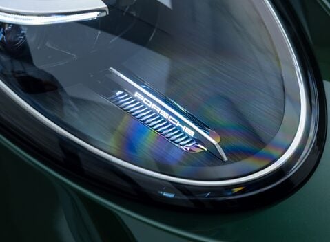 Porsche 911 GT3 TOURING (992.2) 30