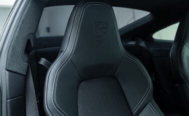 Porsche 911 GT3 TOURING (992.2) 12