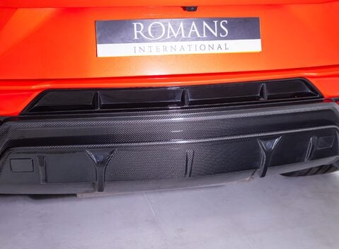 Lamborghini Urus PERFORMANTE 48