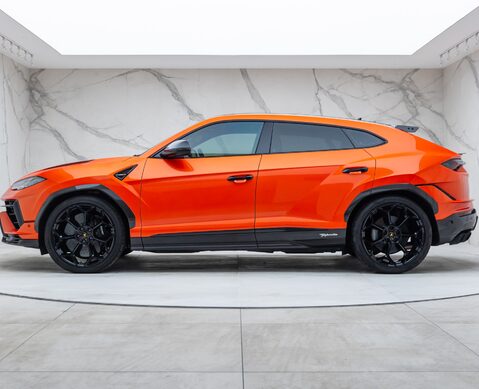 Lamborghini Urus PERFORMANTE 