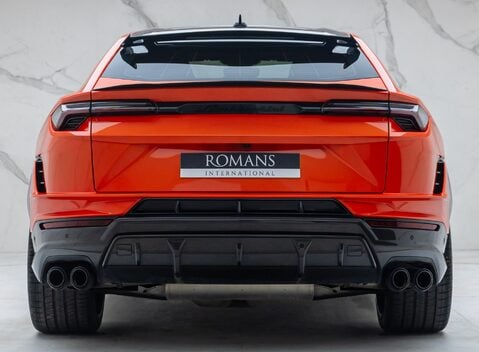Lamborghini Urus PERFORMANTE 8