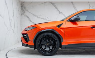 Lamborghini Urus PERFORMANTE 50