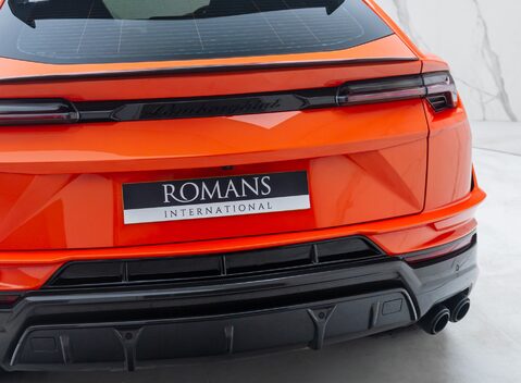Lamborghini Urus PERFORMANTE 32