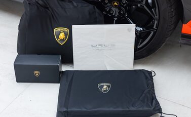 Lamborghini Urus PERFORMANTE 49