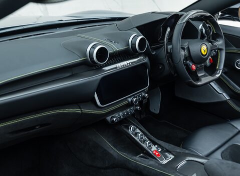 Ferrari Portofino M 21