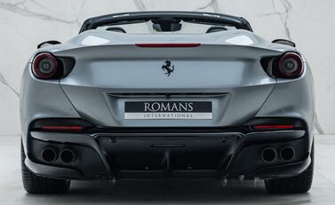 Ferrari Portofino M 11