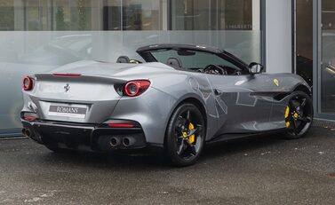 Ferrari Portofino M 4