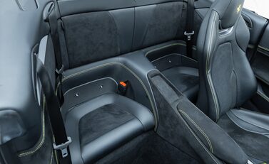 Ferrari Portofino M 19