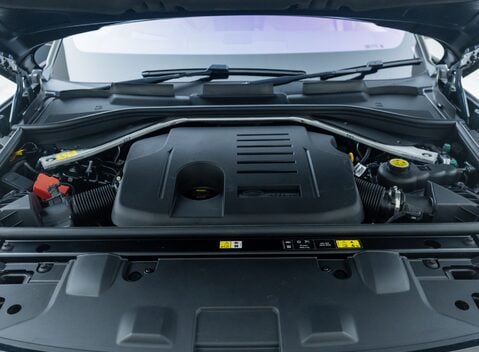 Land Rover Range Rover P440e AUTOBIOGRAPHY LWB 40