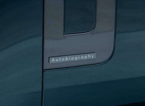 Land Rover Range Rover P440e AUTOBIOGRAPHY LWB 36
