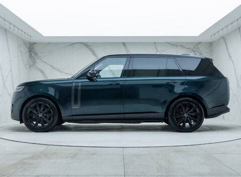 Land Rover Range Rover P440e AUTOBIOGRAPHY LWB 5