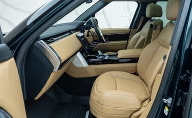 Land Rover Range Rover P440e AUTOBIOGRAPHY LWB 22