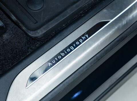 Land Rover Range Rover P440e AUTOBIOGRAPHY LWB 29