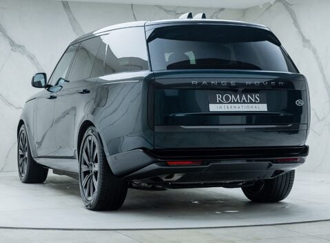 Land Rover Range Rover P440e AUTOBIOGRAPHY LWB 10