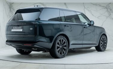 Land Rover Range Rover P440e AUTOBIOGRAPHY LWB 6