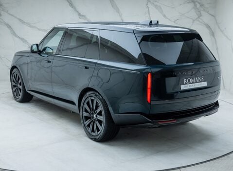 Land Rover Range Rover P440e AUTOBIOGRAPHY LWB 12
