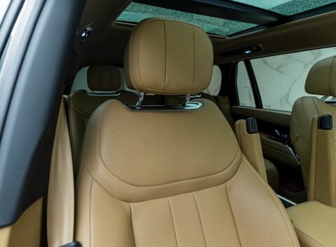 Land Rover Range Rover P440e AUTOBIOGRAPHY LWB 15