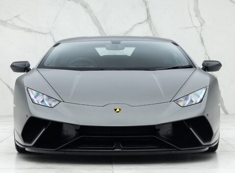 Lamborghini Huracan LP 640-4 PERFORMANTE 4