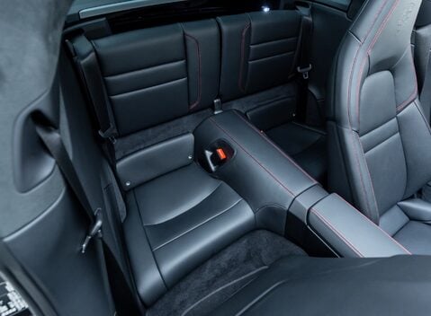 Porsche 911 Targa 4 GTS (992.2) 19