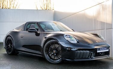 Porsche 911 Targa 4 GTS (992.2) 2