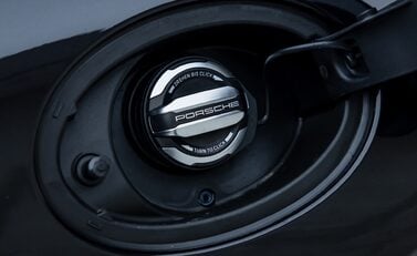 Porsche 911 Targa 4 GTS (992.2) 40