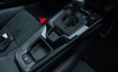 Porsche 911 GT3 RS (992) 28