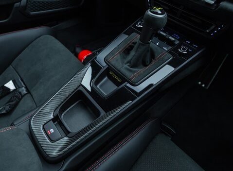 Porsche 911 GT3 RS (992) 28