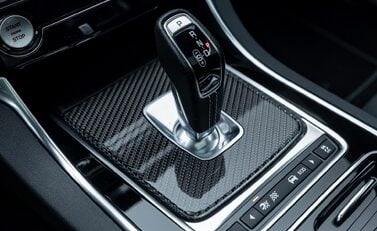 Jaguar XE SV PROJECT 8 27