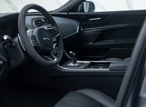 Jaguar XE SV PROJECT 8 12