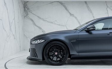 Jaguar XE SV PROJECT 8 55