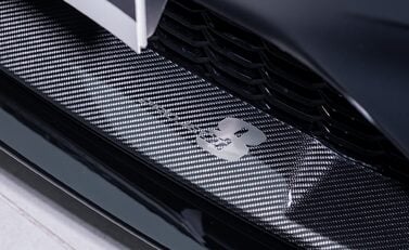 Jaguar XE SV PROJECT 8 37