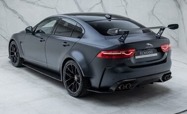 Jaguar XE SV PROJECT 8 11