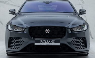 Jaguar XE SV PROJECT 8 6