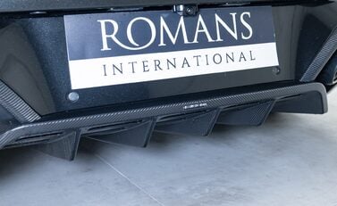 Aston Martin Vanquish V12 38