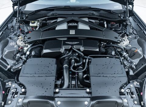 Aston Martin Vanquish V12 53