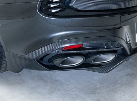 Aston Martin Vanquish V12 50