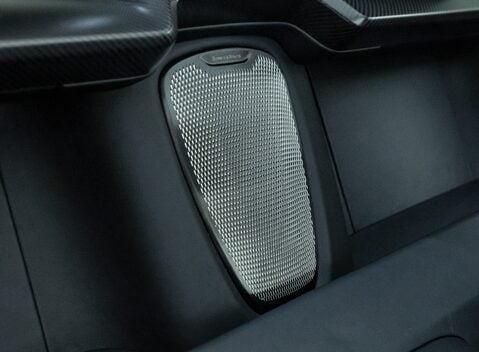 Aston Martin Vanquish V12 32