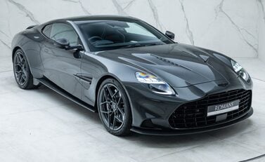 Aston Martin Vanquish V12 11